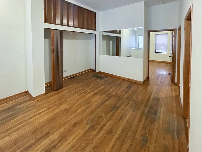 Photo - 850 W Lill Ave Unit 1C