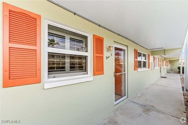 Building Photo - 200 Valley Stream Dr Unit 4C Rental