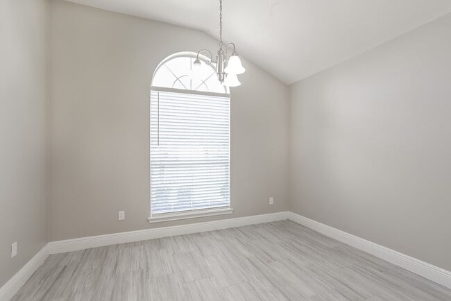 Photo - 25235 Clover Ranch Dr