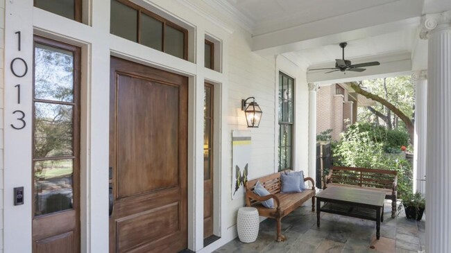 Photo - 1013 Euclid Ave NE