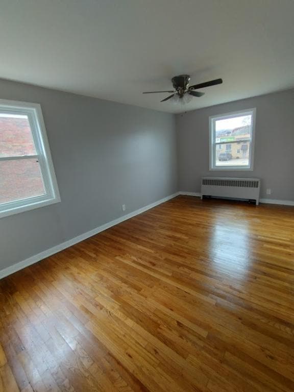 Photo - 1059 Midland Ave