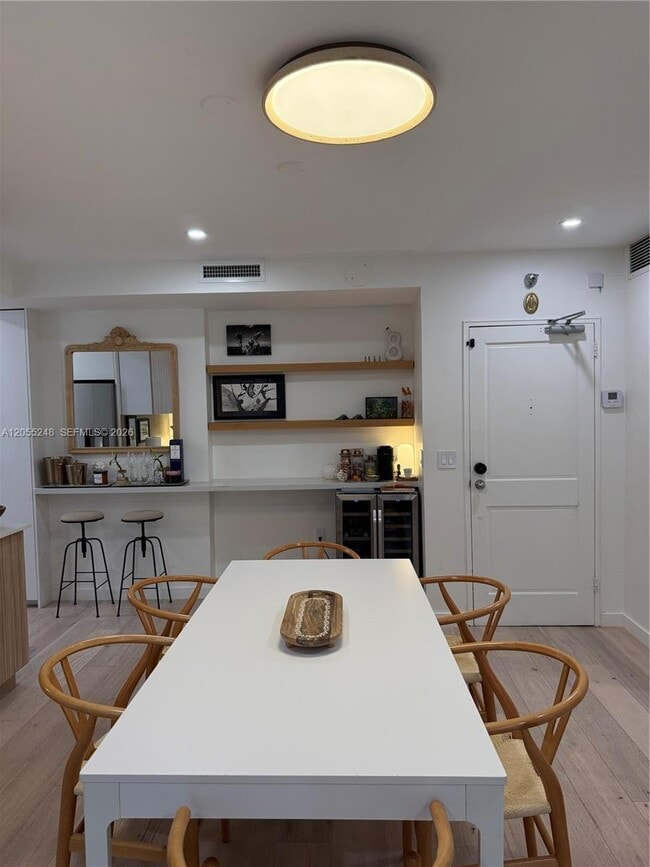 Photo - 10185 Collins Ave Unit 822