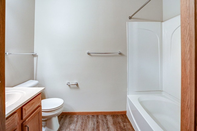 Photo - Clay Meadows