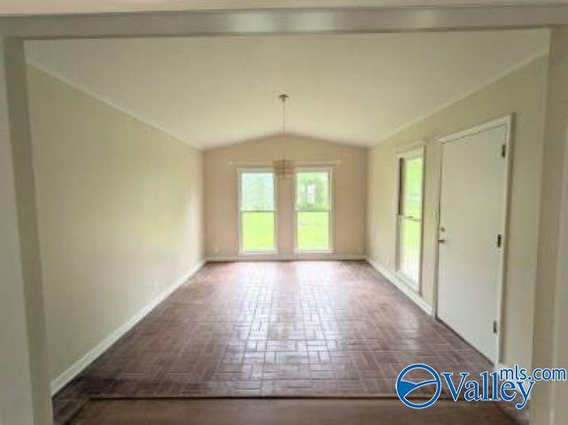 Photo - 9115 Strong Dr SE