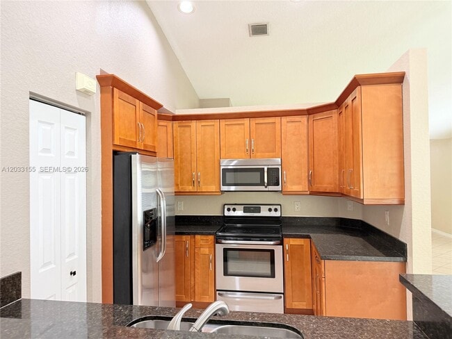 Photo - 1530 Canary Island Dr