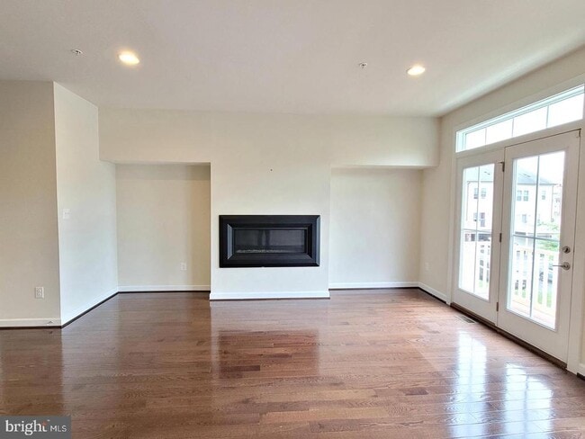 Photo - 3605 Katherine Way