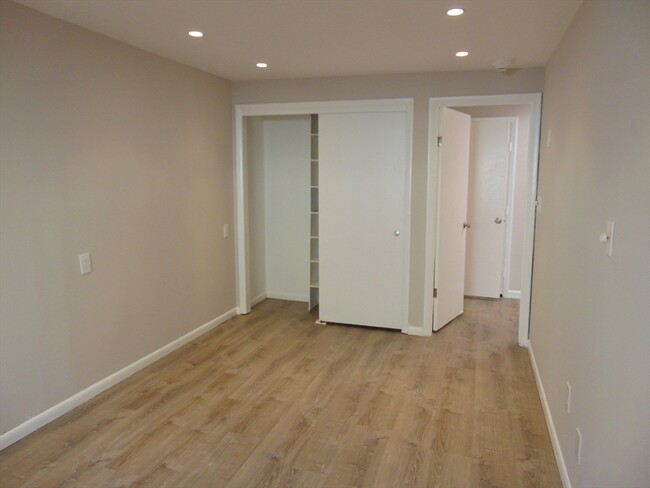 Photo - 121 Tremont St Unidad 320 Rental