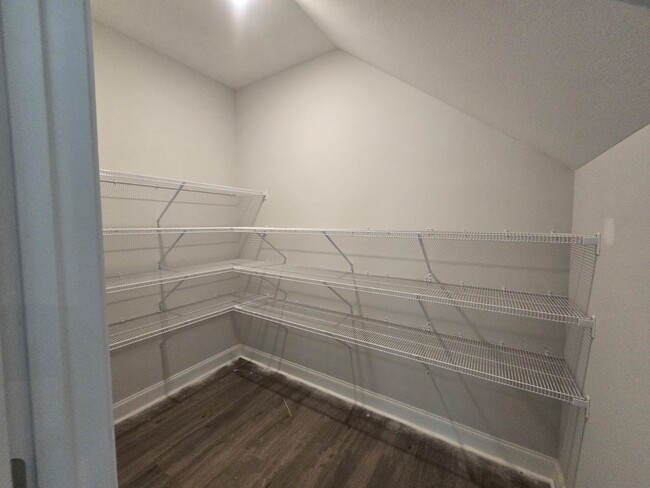 Photo - 522 N Halifax Ct