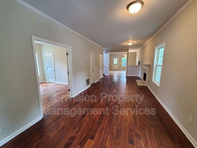 Photo - 1046 Beckwith St SW