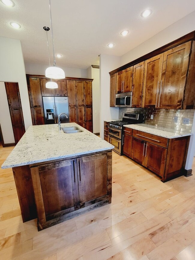 Photo - Spacious & Unique in Twin Oaks, Southwest Springfield