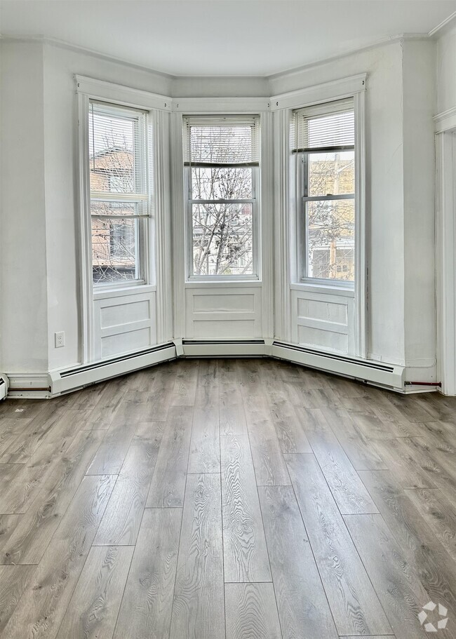 Building Photo - 411 66th St Unit Apt 3