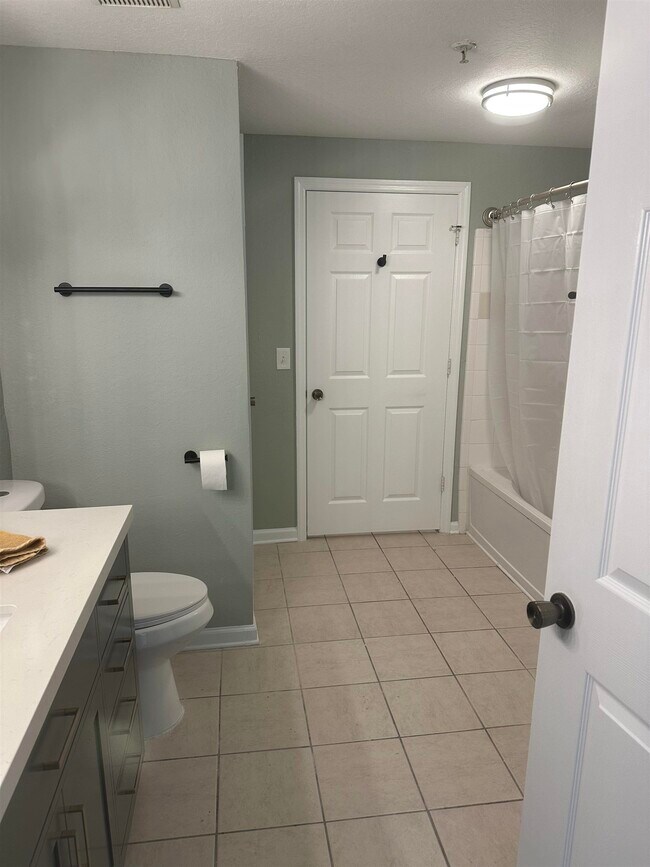 Photo - 2801 Chancellorsville Dr Unit 814