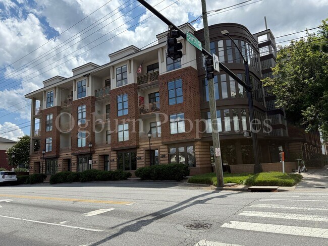 810-406 W. 4th St-2BR/1BA 4th & Broad Condo! - 810-406 W. 4th St-2BR/1BA 4th & Broad Condo!