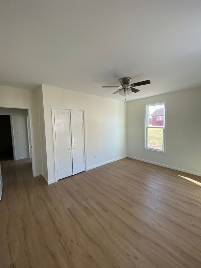 Photo - 628 E Tombigbee St
