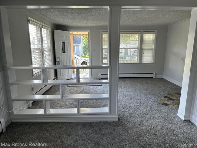 1877 Maddy Ln