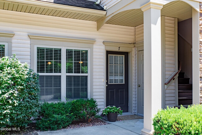 Photo - 7 Lancaster Pl