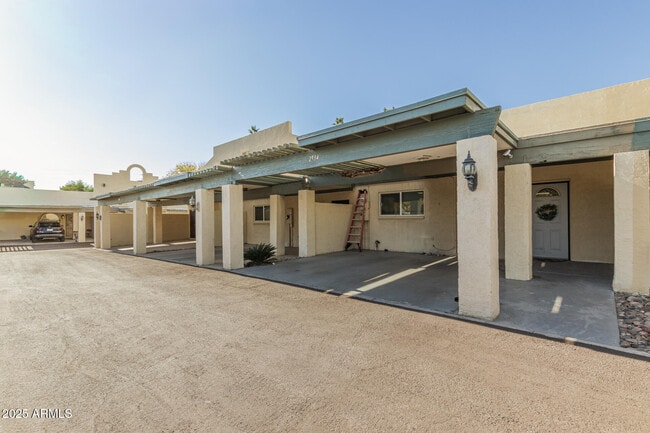 Photo - 2934 N 22nd Pl