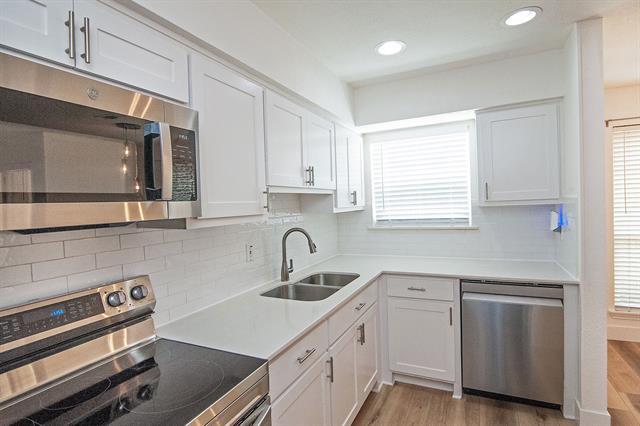 Building Photo - 1100 Calico Ln Unit 1311