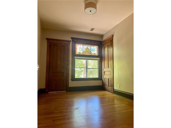 Photo - 1609 Elliot Ave