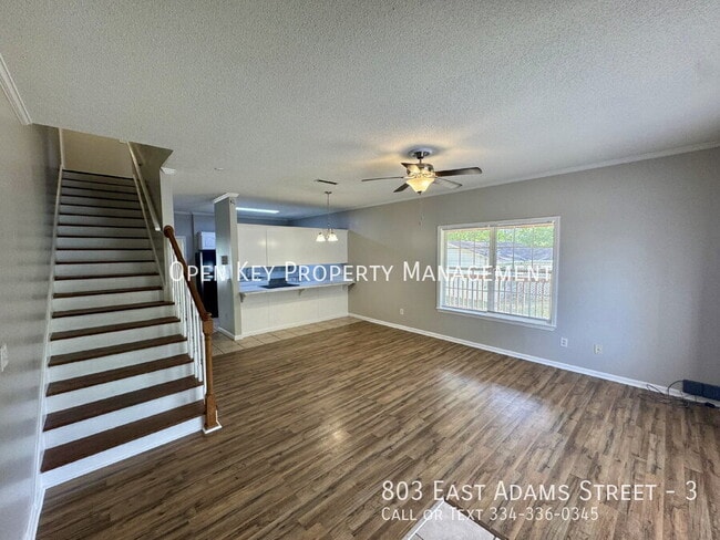 Building Photo - 803 E Adams St Unit 3