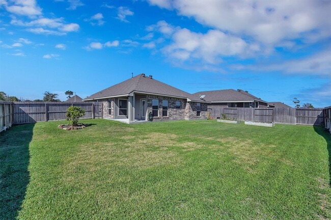 Photo - 243 Racetrack Ln