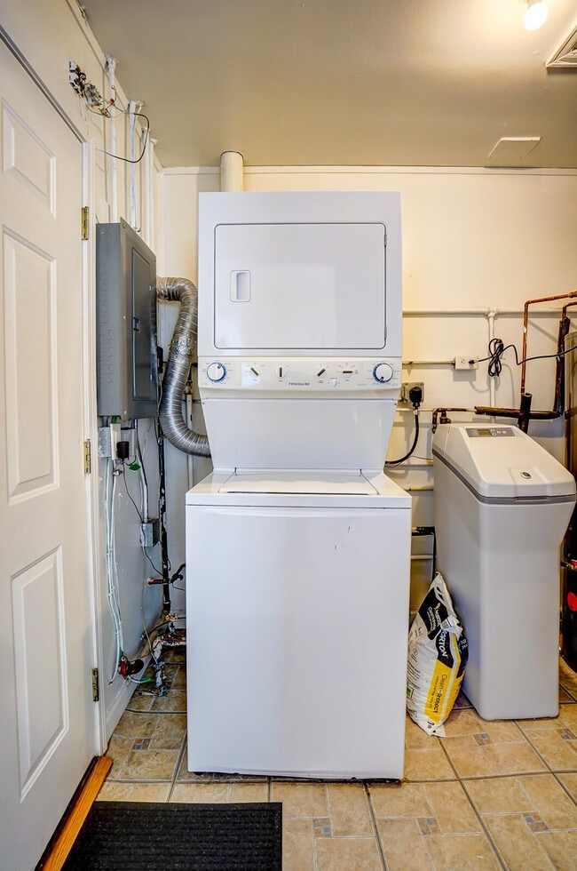 Photo - 88 Craig Ave Unidad ID1377386P