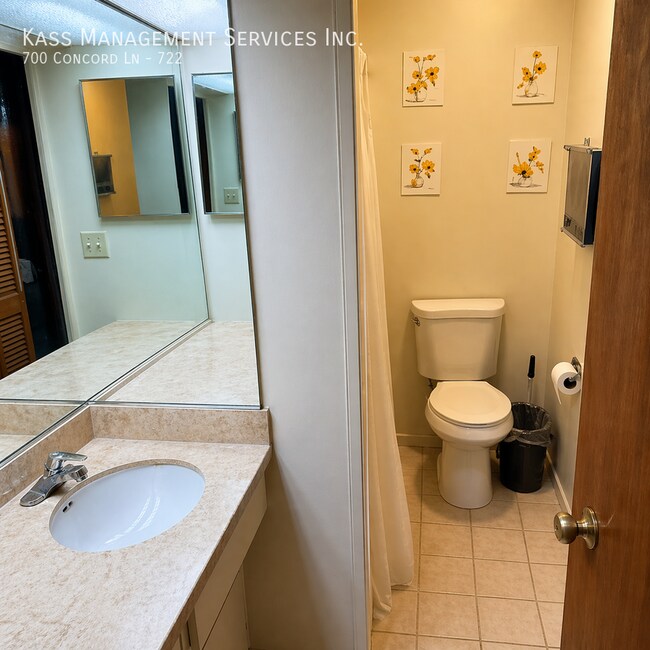 Photo - 700 Concord Ln Unidad 722