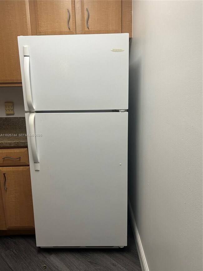 Photo - 213 Lake Pointe Dr Unit 202