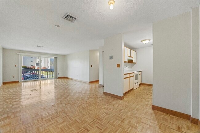 Photo - 15 Bower Rd Unit B5