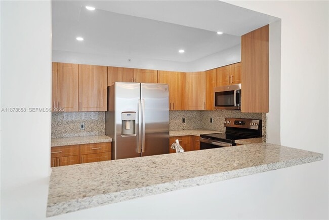 Photo - 5101 Collins Ave Unidad 14A