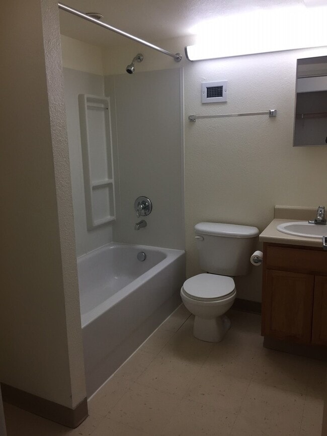 Photo - McKinley Tower Apartments