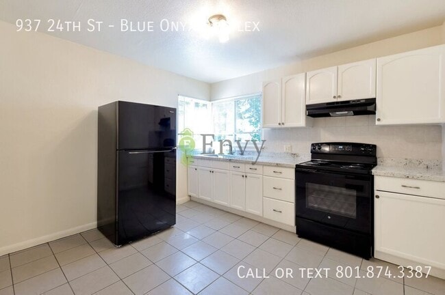 Photo - 937 24th St Unidad Blue Onyx Du-Plex