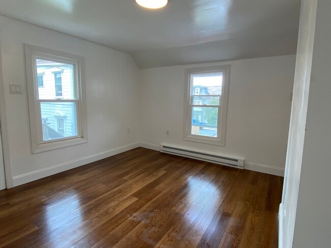 Photo - 105 2nd St Unit 7