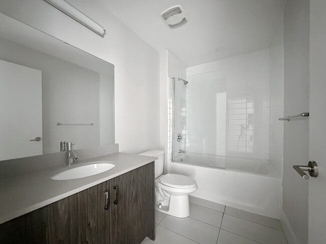 Photo - Rockingstone Terrace