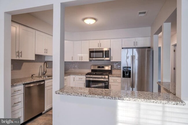 Photo - 167 Andover Pl