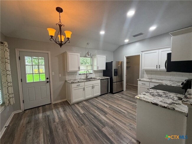 114 Palomino Ln