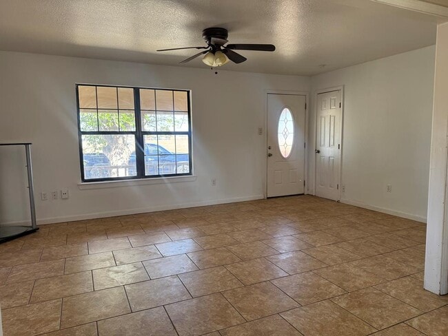 Photo - 5405 McKnight Dr