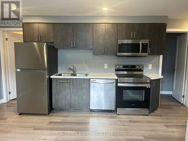 Photo - 4263 Fourth Ave