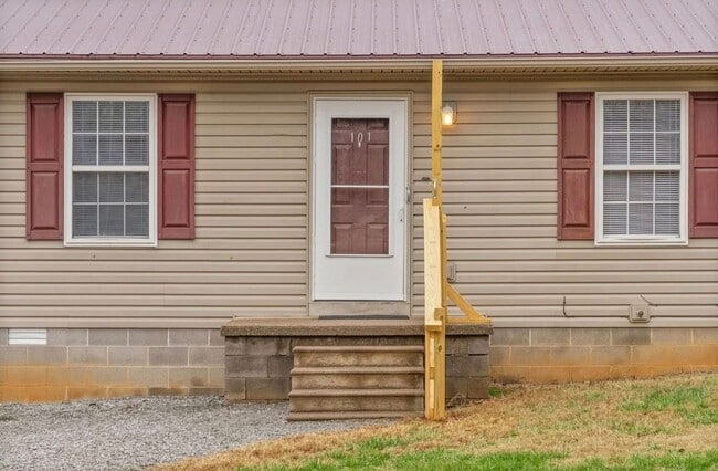 Photo - 101 Avalon Blvd