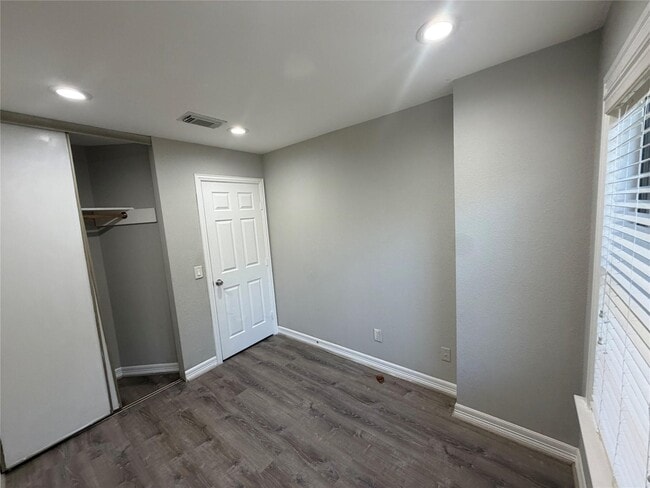 Photo - 2810 Grants Lake Blvd Unidad 1005