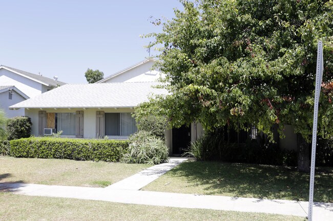 Photo - 401 W Stevens Ave