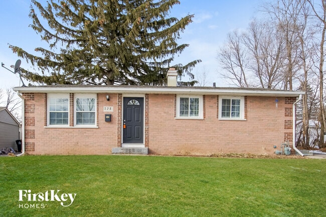 Building Photo - 728 Jackson Ave