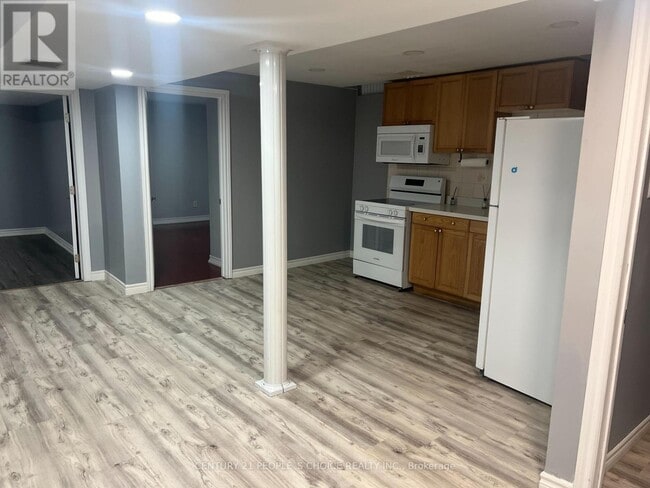 Photo - 80 Atkins Cir