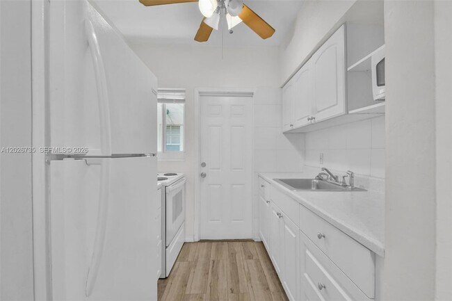 1135 Euclid Ave Unit 202