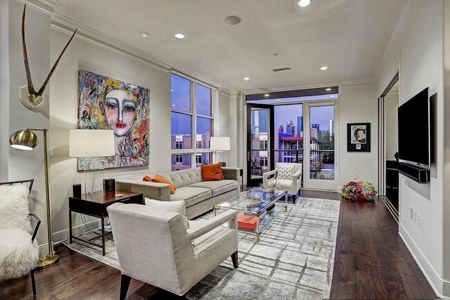 Building Photo - 1419 Montrose-ID268.1 Unit ID268.1