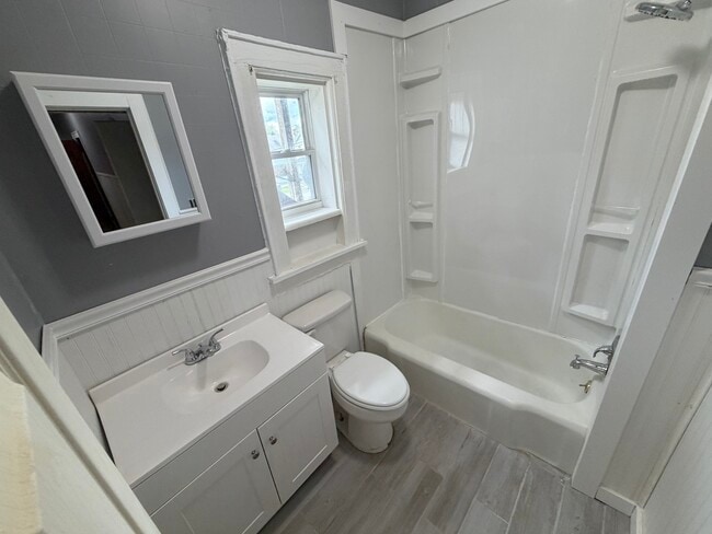 Photo - 1621 Jackson St Unit #2