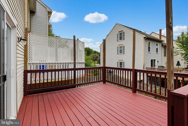 Photo - 8867 Willowwood Way