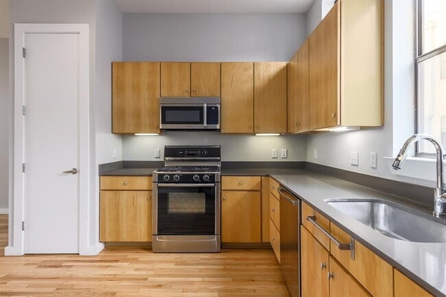 Photo - 6000 S Congress Ave