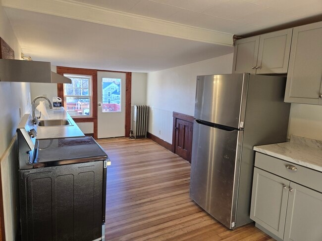 Photo - 10 Pierce St