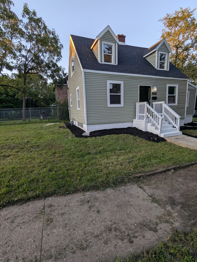 Photo - 1030 E 6th Ave